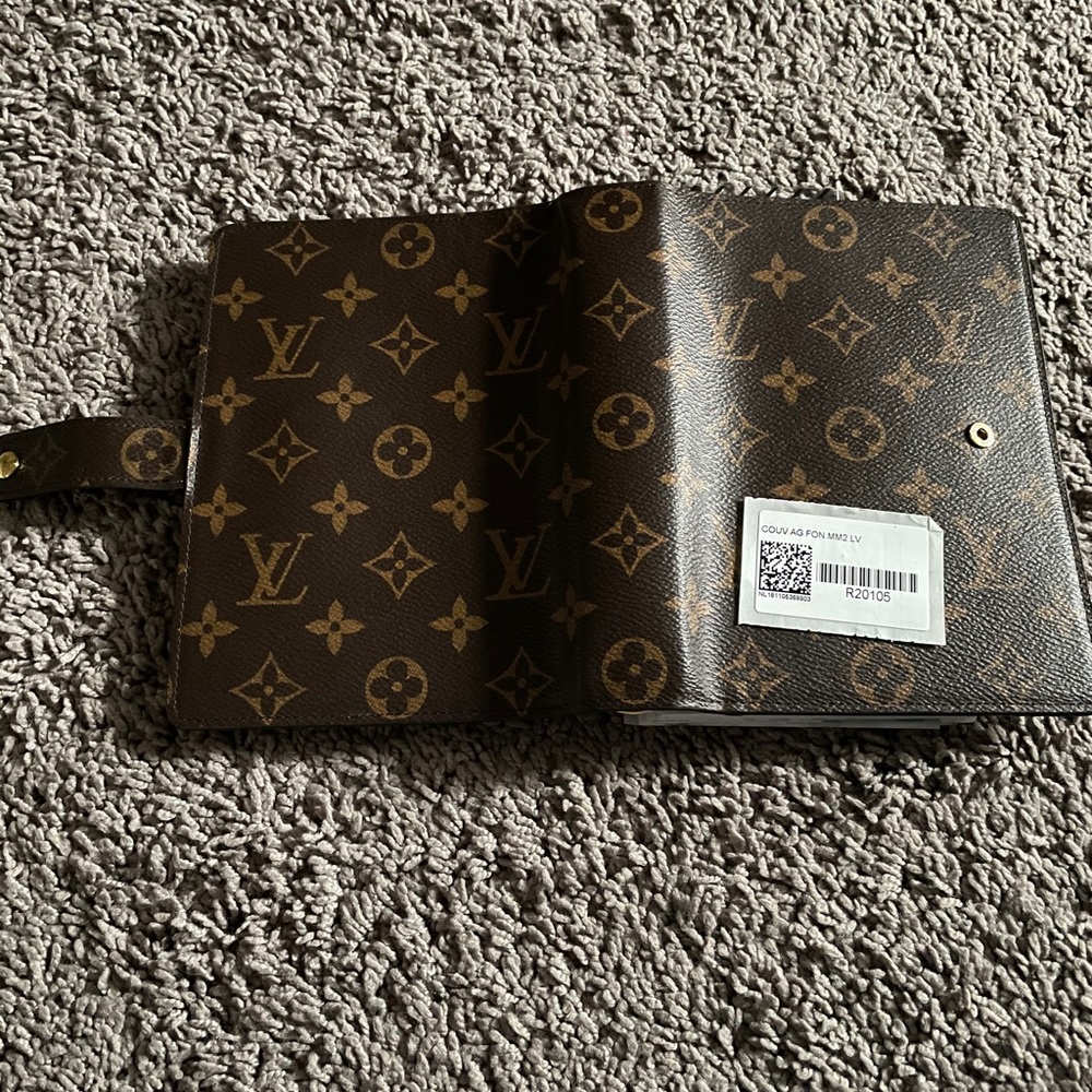 LV MM Agenda like new authentic